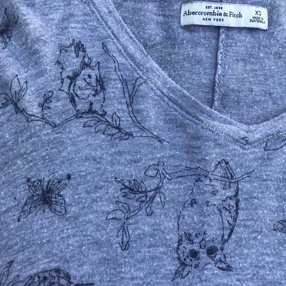 T-shirt - Picture 2 of 2